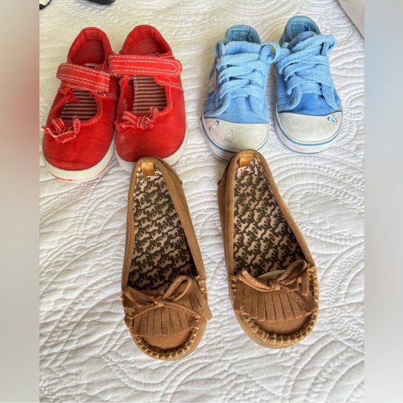 Bundle of 8  baby Shoes - Black  , red and White blue  different sizes - Picture 5 of 16